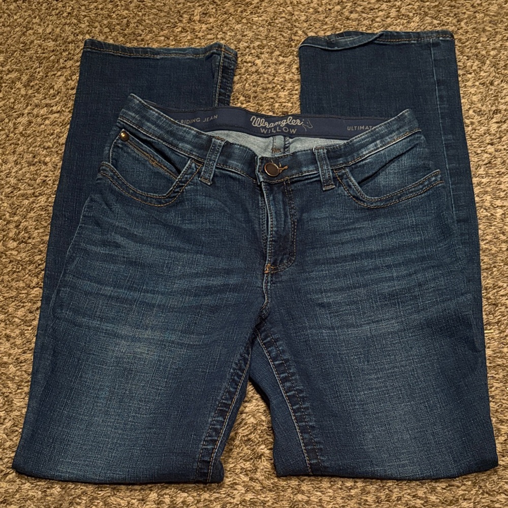 29x34 Wrangler Women's Dark Blue Straight Leg Jeans